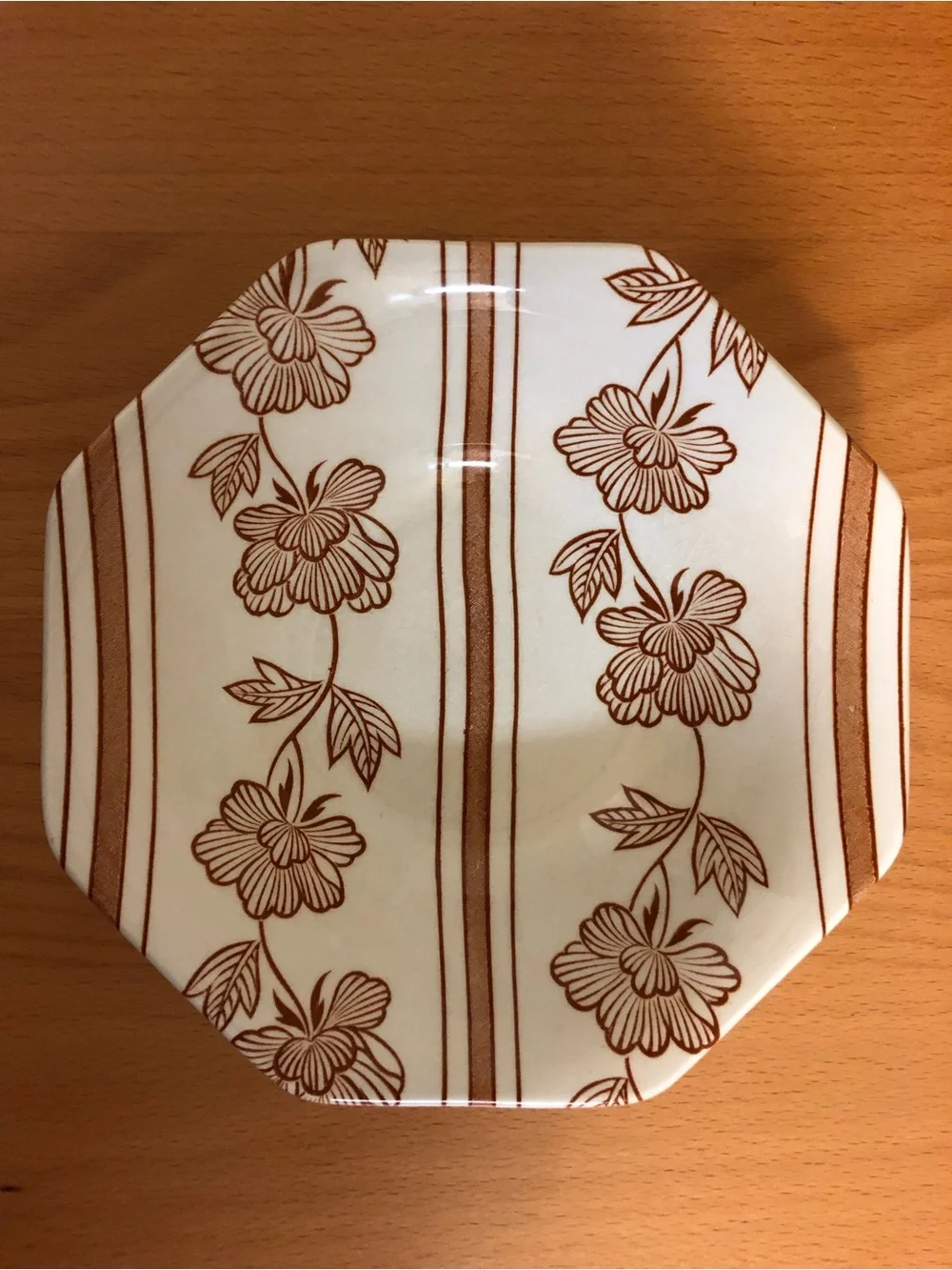 Vintage Octagonal Floral Dessert/Snaks Bowls in Brown and White - Set of 3